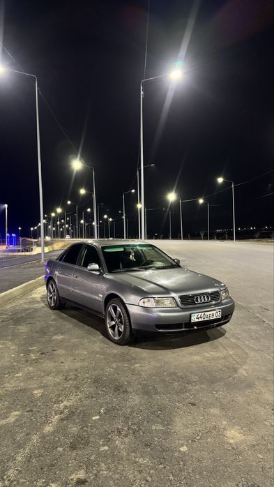 Audi A4 B5.