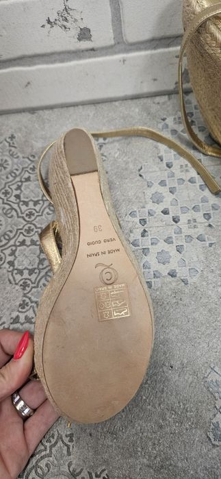 Дамски оригинални обувки 39ти номер