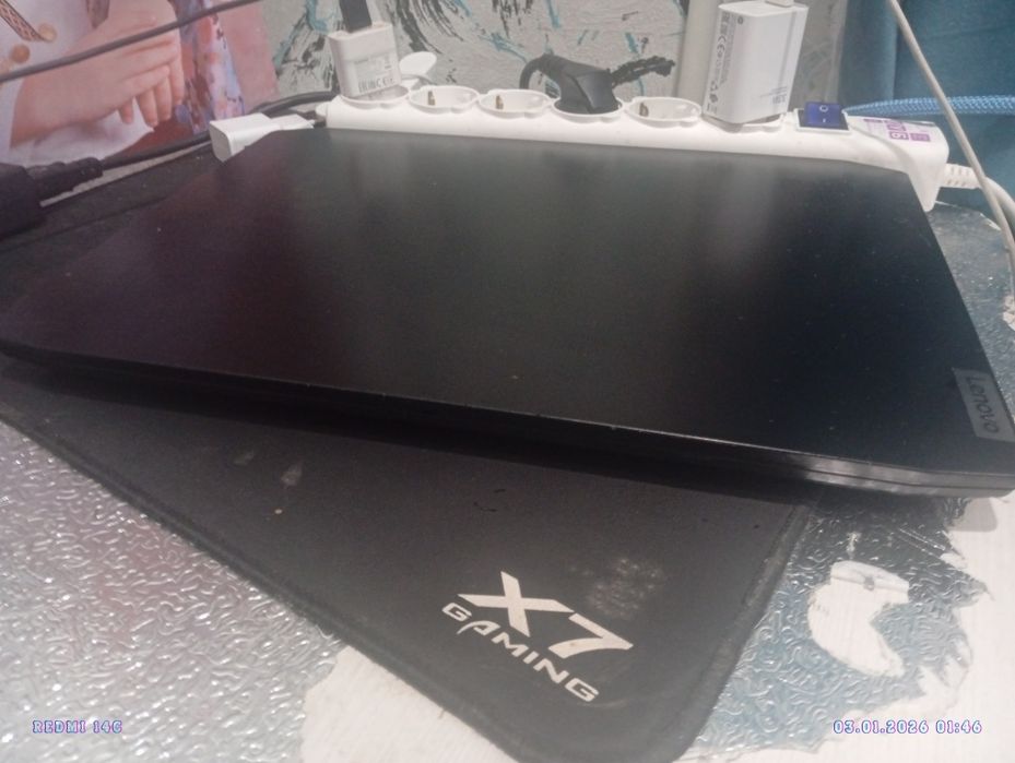 Lenova ноутбук .