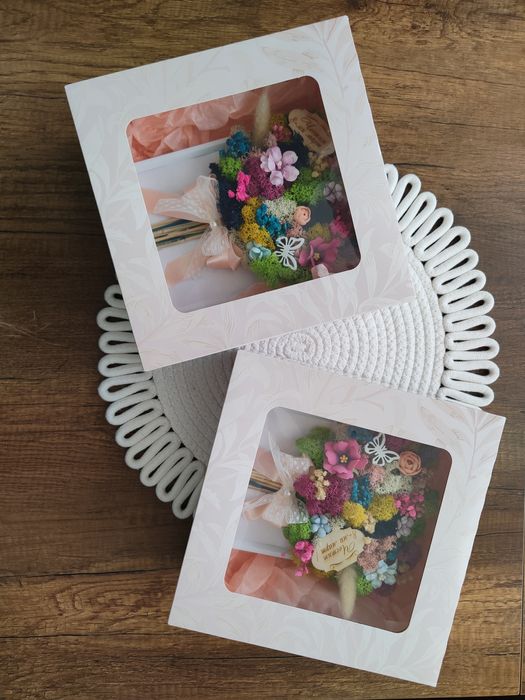 Букет в рамка от скандинавски мъх