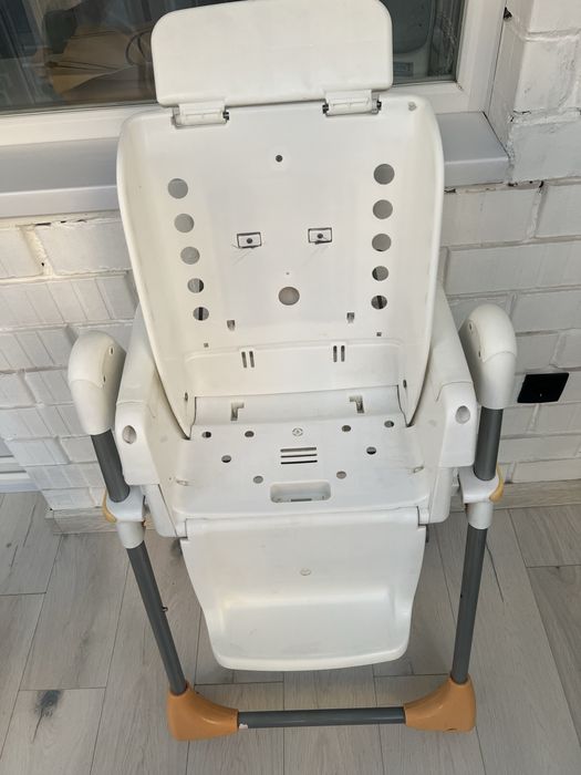 Стульчик для кормления для девочки или мальчика