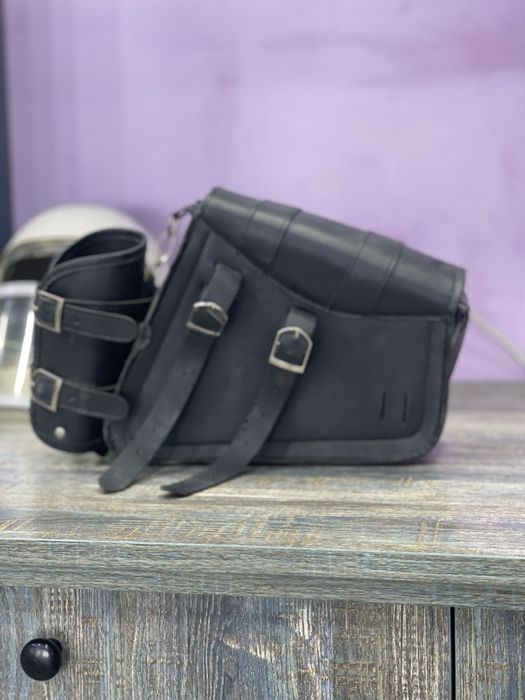 кофр для мотоцикла кожанный DS AWE