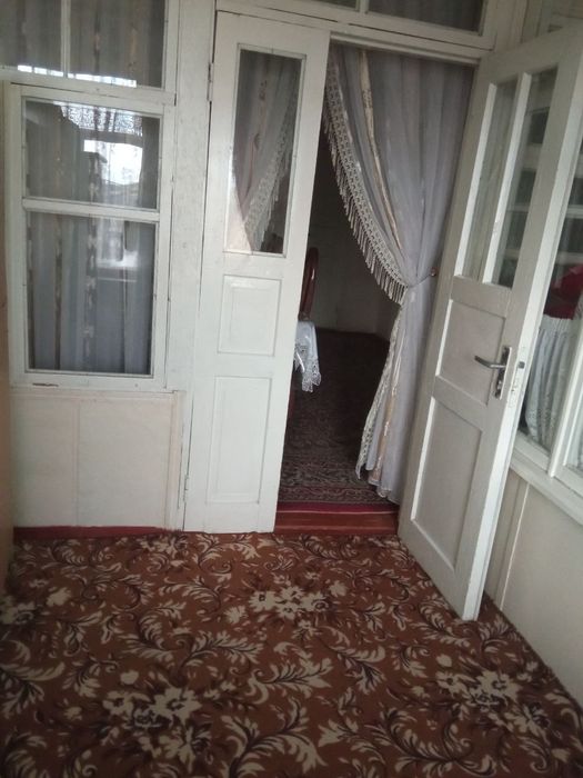 Уй сотилади, срочно 80.000$