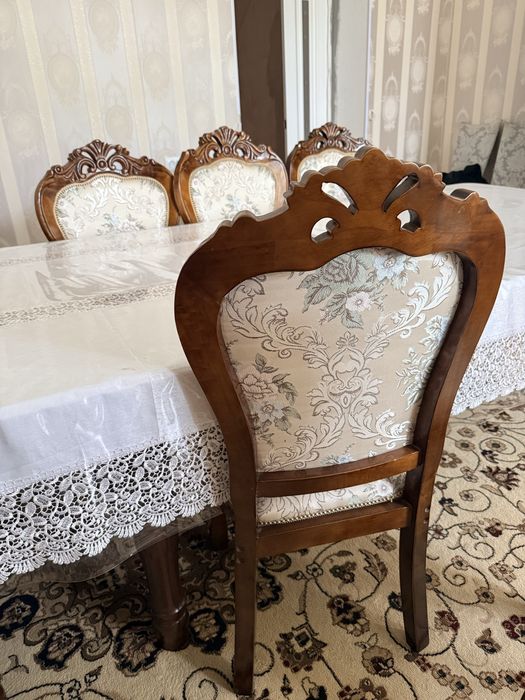 Продам Стол со стульями все вместе