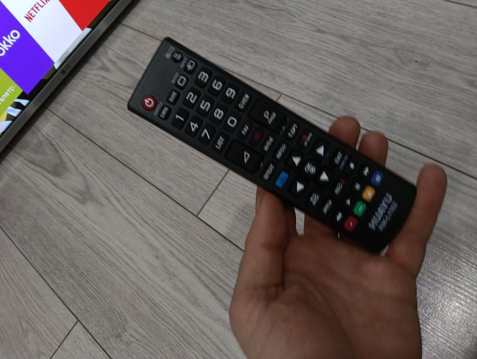 Продам телевизор LG 43 4k  smart