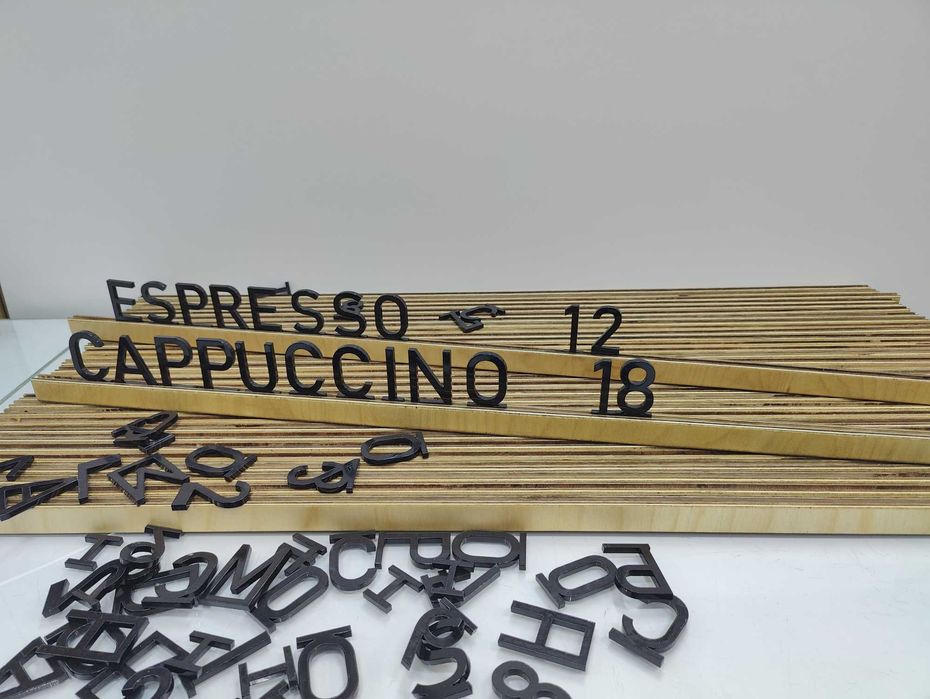 Litere meniu bar la comanda