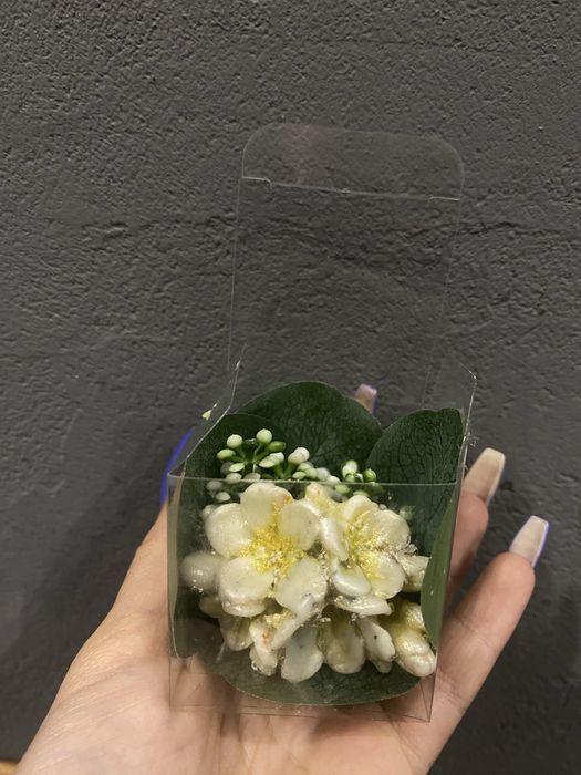 Ръчно изработени букети от сапун/свещи