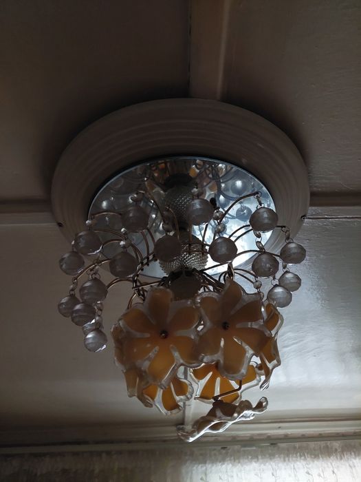 Люстра.              .                      .