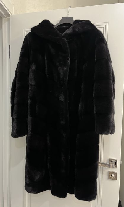 Продам норковую шубу