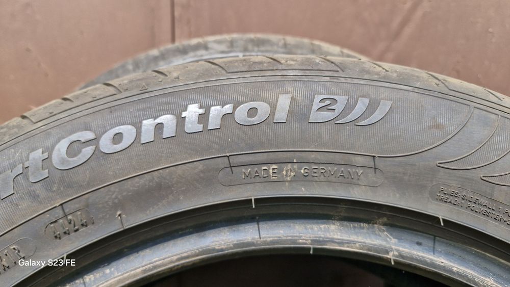 Se vand 4 buc 235 55 17 vara