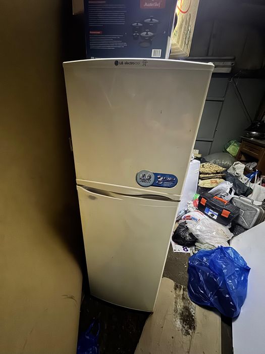 Продам холодильник