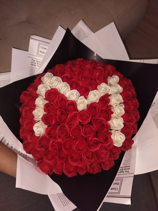 Flori săpun și satin