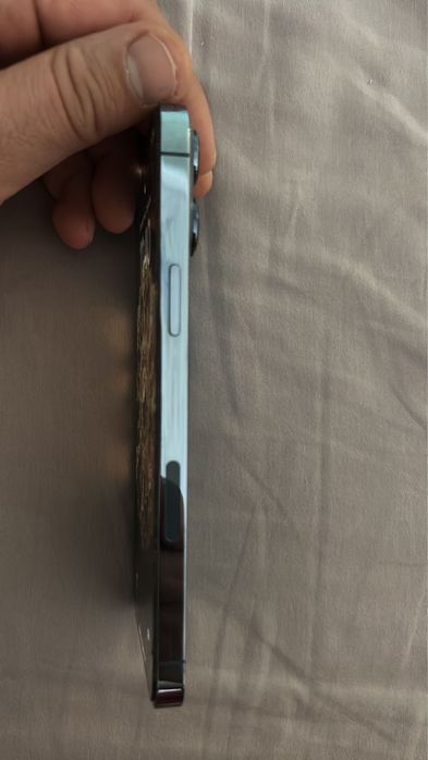 Продам IPhone 13 Pro Max