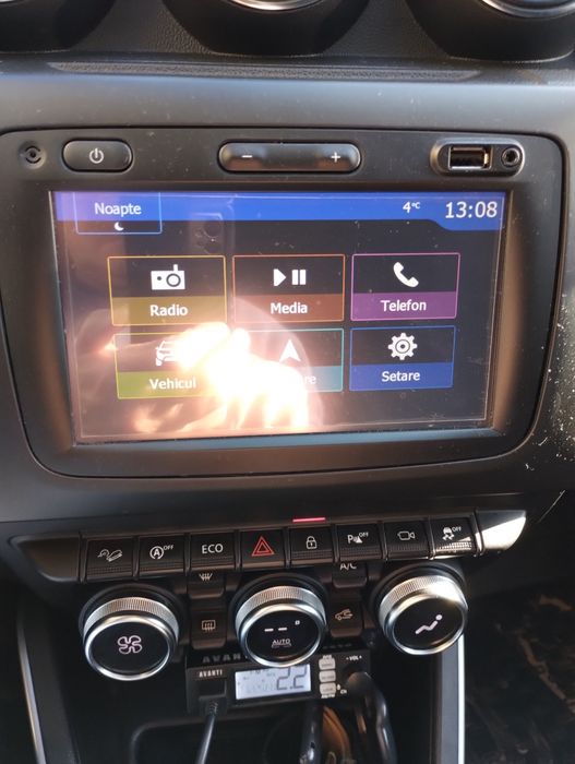 Navigatie  originala Dacia Duster