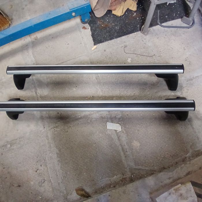 Продавам оригинални напречни греди за  bmw е87/е90