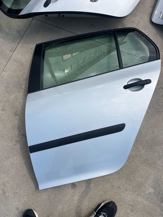 Заднa Вратa Volkswagen golf 5