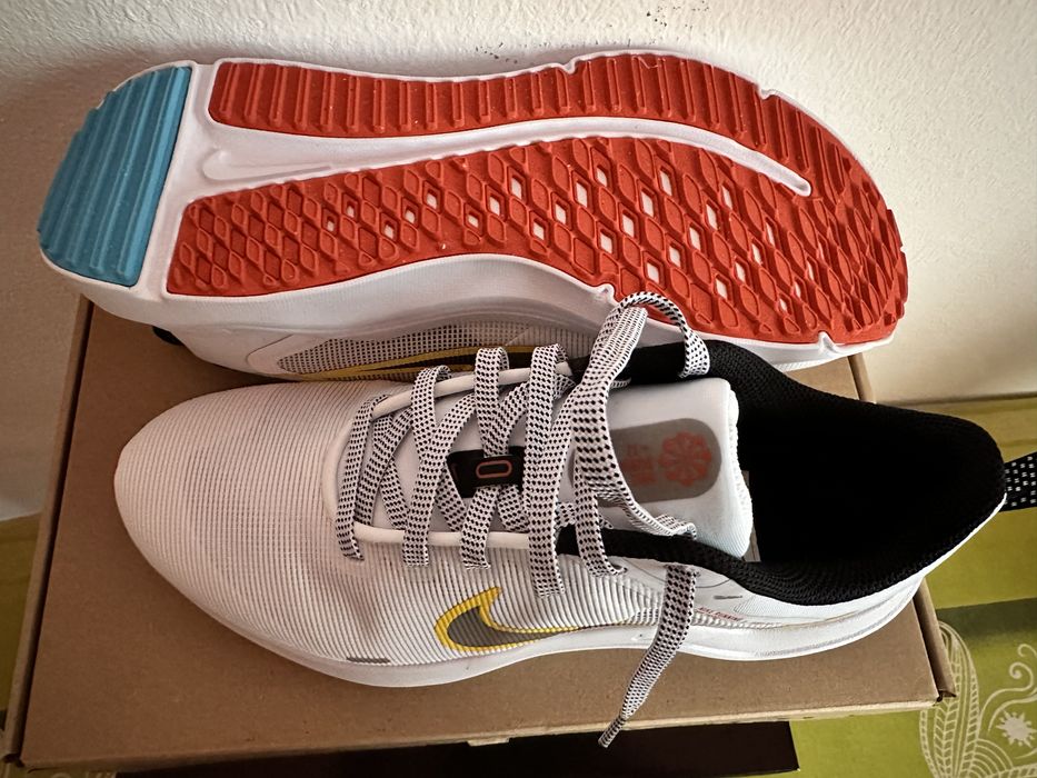 Маратонки nike