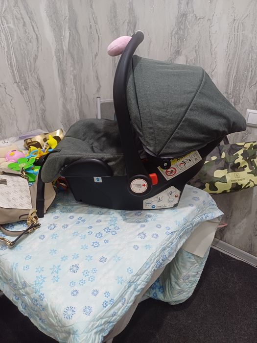 Продаётся фирменный авто люлька