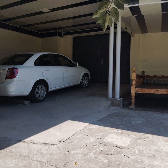 Olmazor tuman xovli 8,9 sotiq