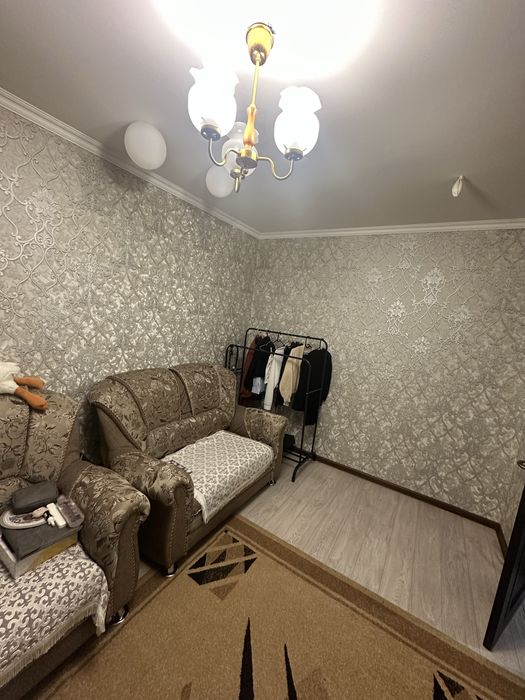 Ищу на подселение одну девушку в центре