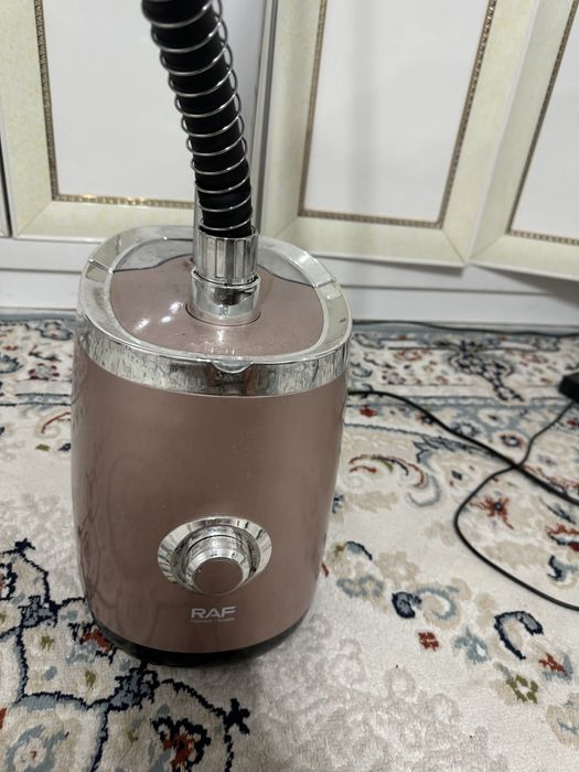 Продам паровой утюг 10000 т