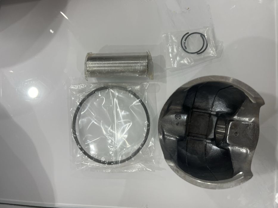 Поршень для снегохода