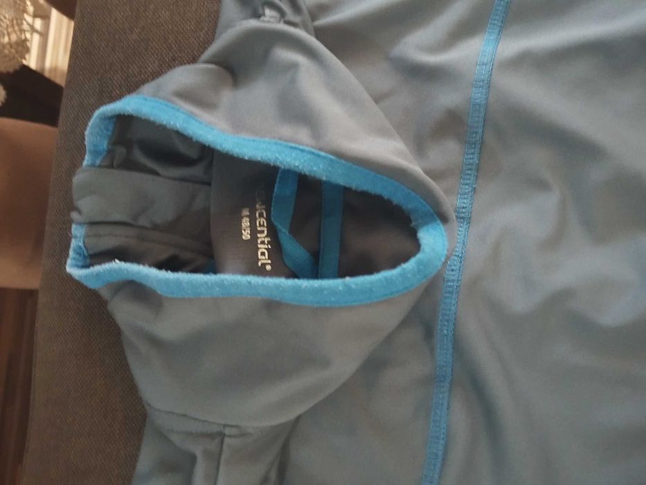 Еластична спортна горница