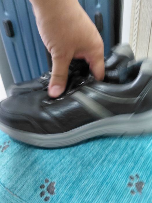 Продам ботинки для мальчика , кожа 32 р