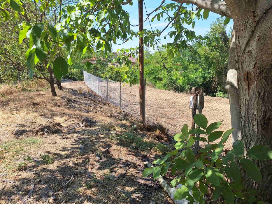 Продава се Парцел в Русе, Родина 1 - 688 кв.м за 21 €/кв.м - Снимка #1