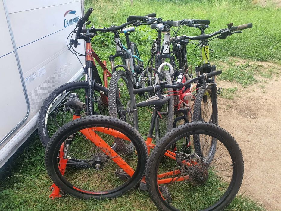 Biciclete de vânzare