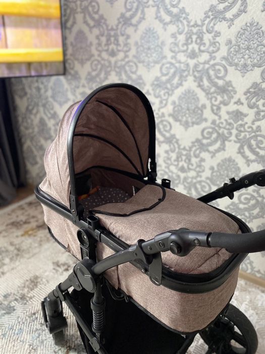 Коляска прогулочная детская