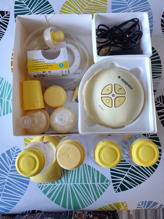 Помпа за кърма Medela и обиколник плитка