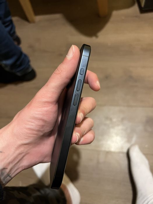 iPhone 15 Pro Blue Titanium Esim