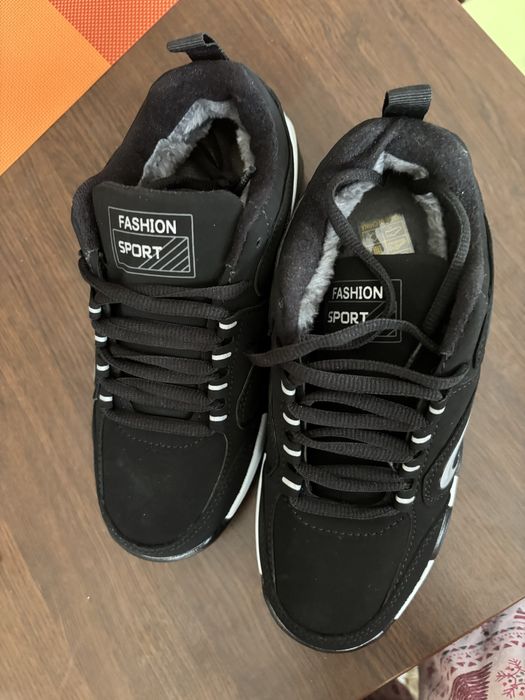 Нови маратонки юношески