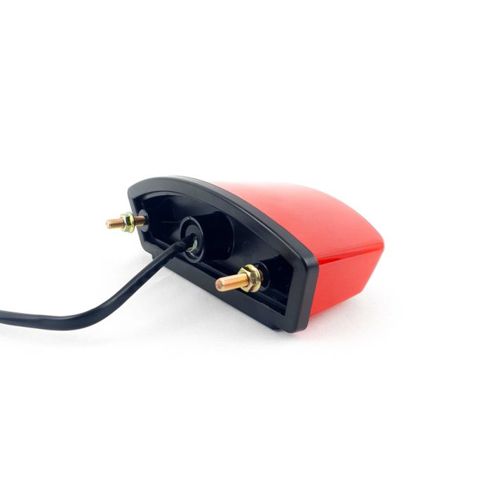 Lampă Stop LED Universală 12V pentru ATV, Quad, UTV și Motocicletă – Poziție + Frână, Lentilă Roșie Sau Fumurie, Design Sport – B22