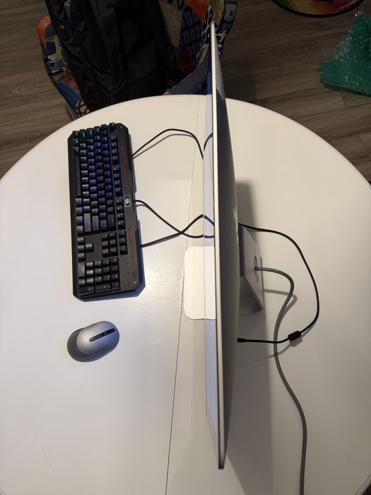 iMac 21.5” 16Gb Ram, 256 Gb Nvme, 4Gb Video, cu Windows 11