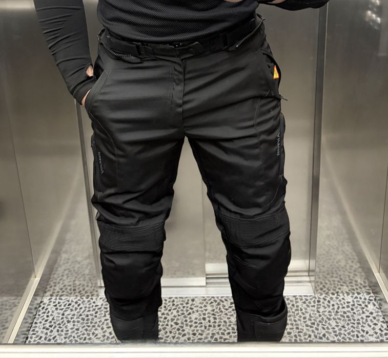 Costum moto textil, full protectii, goretex.