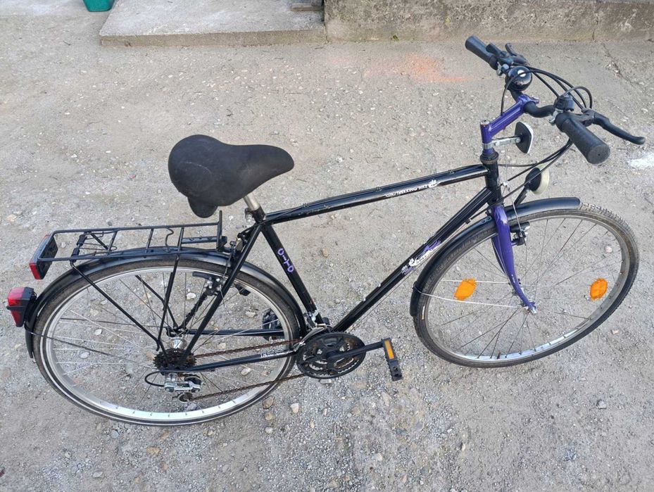 Vand bicicleta 350 lei