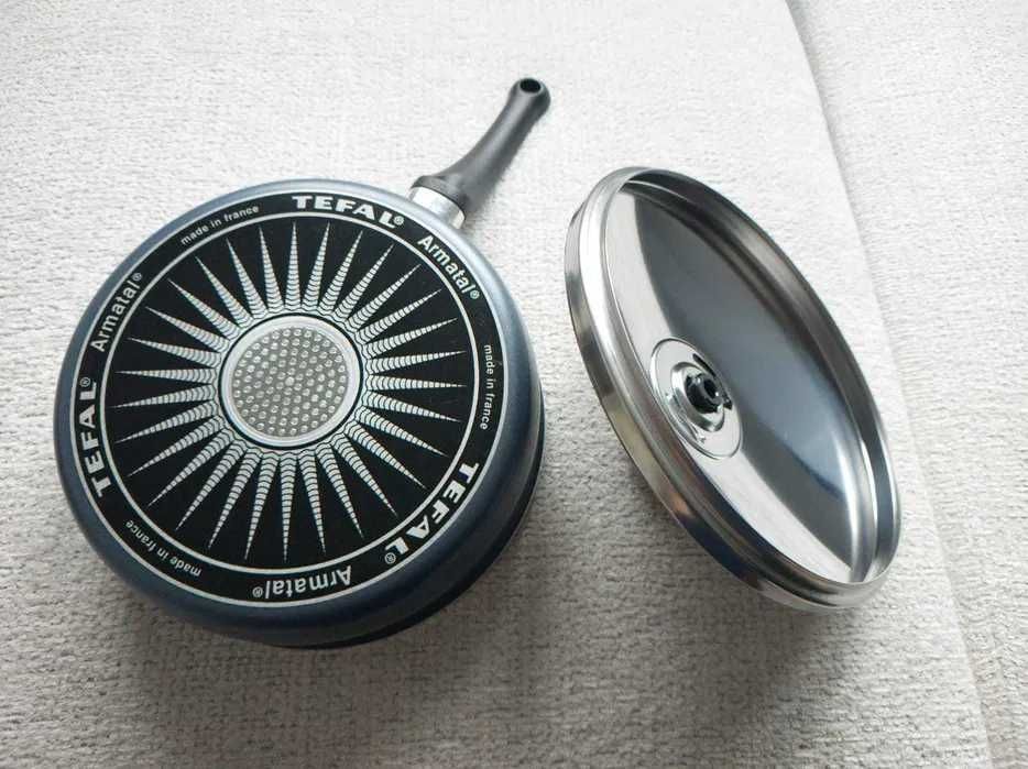 Tigaie Tefal,24 cm,cu capac,nefolosita.Nu este pt inductie.Made France