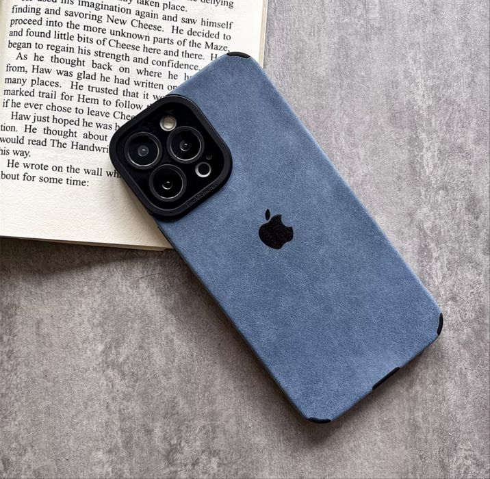 Чехлы для iPhone 15 plus