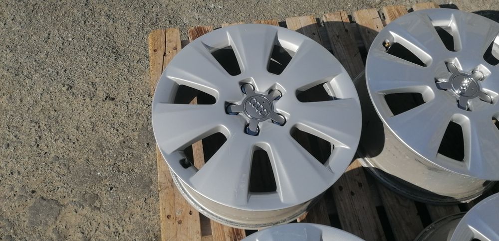 17 цола 5 х 112 мм АУДИ А4 - Оригинал !