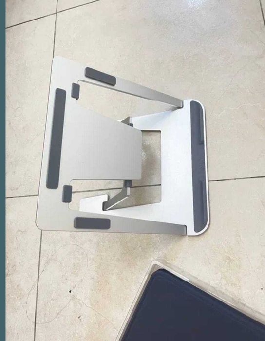 Metallic Stand for laptop, ipad and tablet