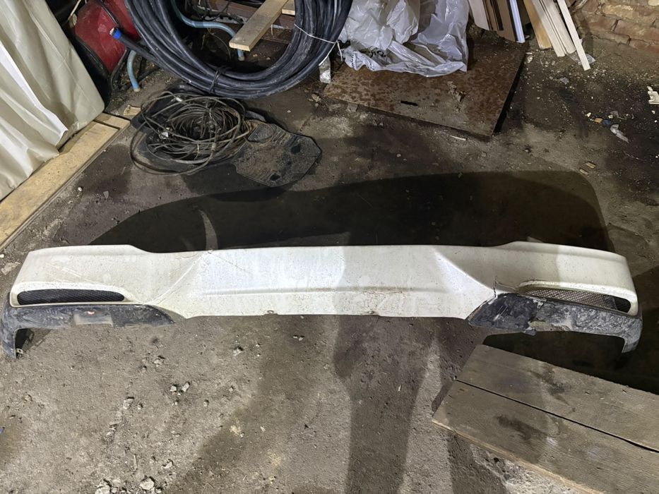 Продам губу на лексус рх 350