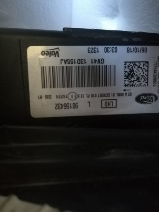 Vand set faruri bixenon led Ford kuga 2 dupa 2016.