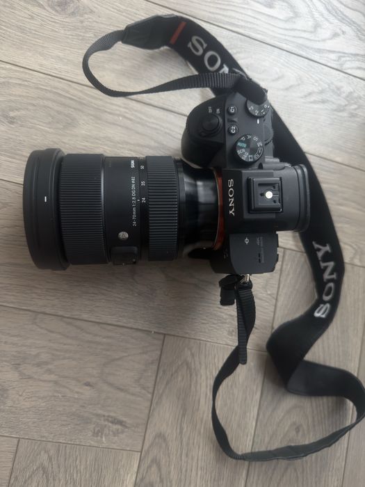 Фотоаппарат , объектив