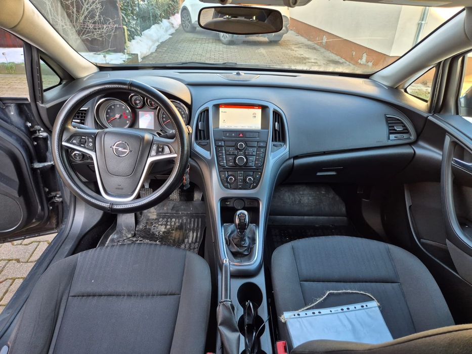 Opel Astra Sport Tourer