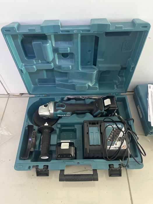 Makita DGA506 отличном состоянии !