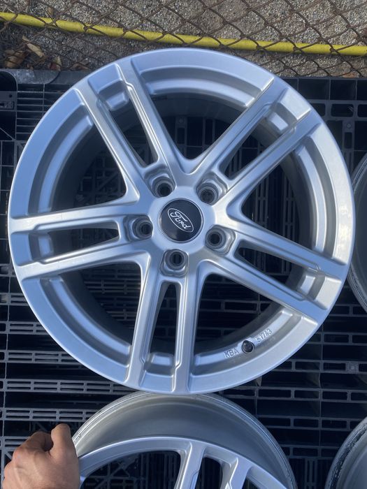 17 цола 5 х 108 мм Форд , Волво , Ford , Volvo