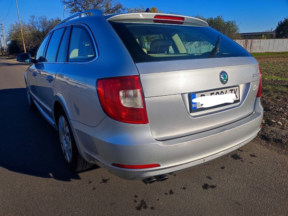 Продавам Skoda Superb