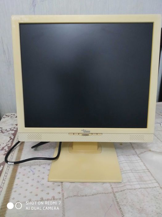 Siemens monitor sotiladi